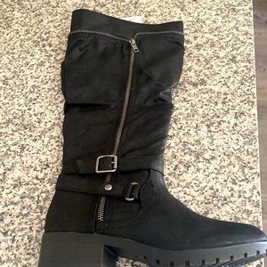 NIB SO wide calf black 🖤 boots. Size 8.5